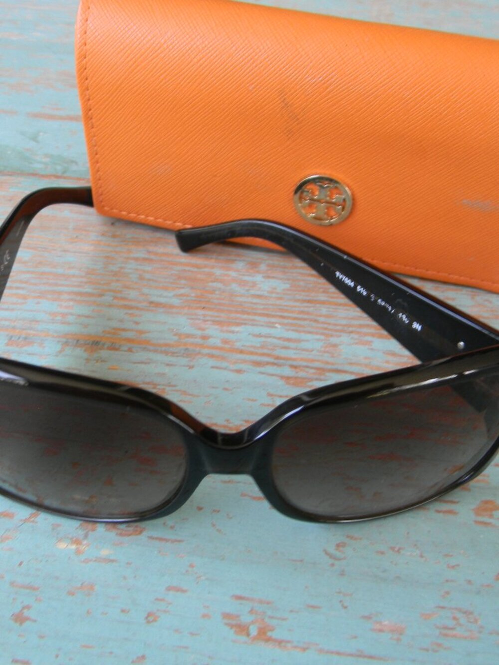 Tory Burch Black Women's Sunglasses with Orange Logo Case